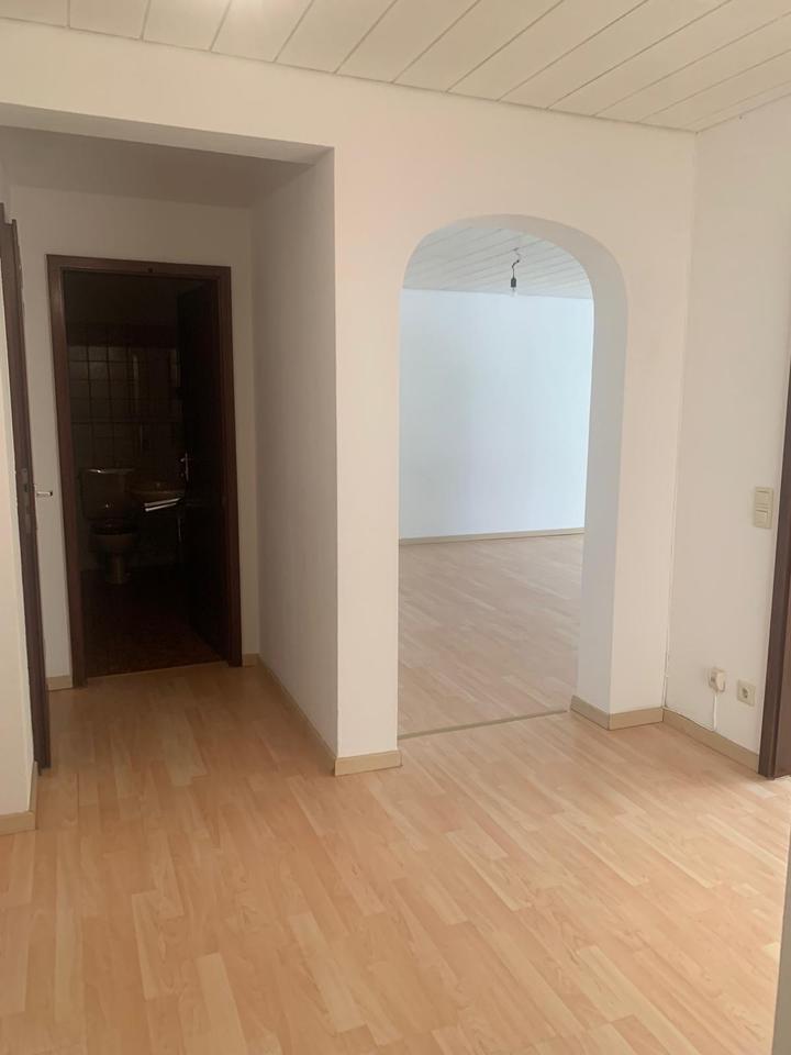 2,5 ZKB 75 qm zu vermieten in Leimen Miete 1070€ KALT zimmer