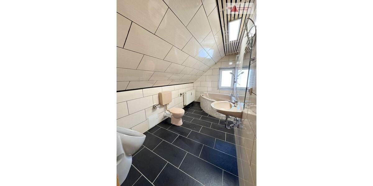 Etagenwohnung Schneeberg - 3 Zimmer, 80 m&sup2;, 540&euro; | Angebot:24838839