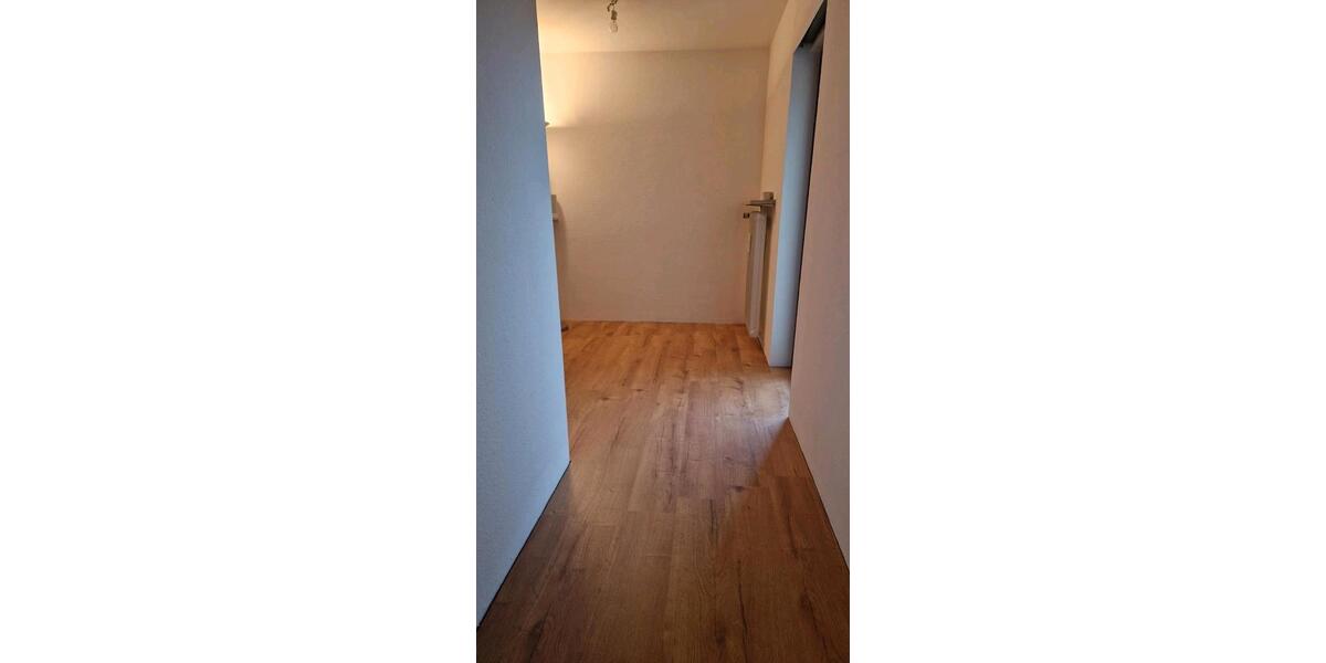 Etagenwohnung Würzburg Lengfeld - 3 Zimmer, 90 m&sup2;, 1.110&euro; | Angebot:26261892