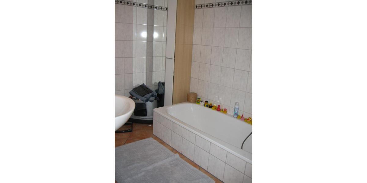 Etagenwohnung Wunstorf - 3 Zimmer, 100 m&sup2;, 700&euro; | Angebot:26020550