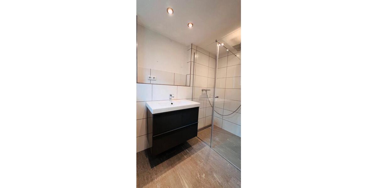 Etagenwohnung Deggendorf - 3 Zimmer, 75 m&sup2;, 1.000&euro; | Angebot:26670248