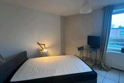 Wohnen auf Zeit Hamburg Groß Borstel - 1 Zimmer, 12 m&sup2;, 680&euro; | Angebot:26676926