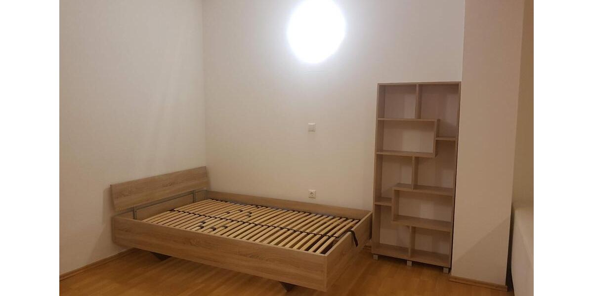 Erdgeschoßwohnung Ilmenau - 1 Zimmer, 40 m&sup2;, 370&euro; | Angebot:26025066