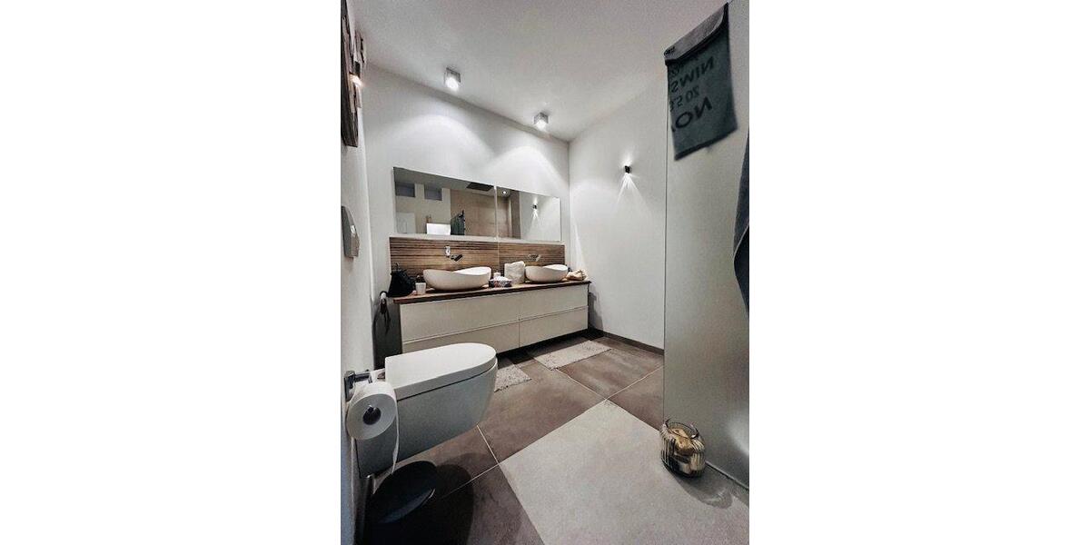 Maisonettenwohnung Reichshof - 5 Zimmer, 165 m&sup2;, 1.390&euro; | Angebot:26638415