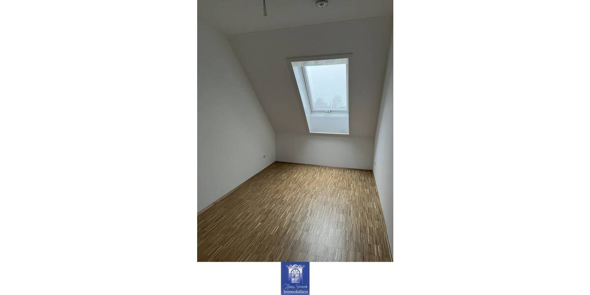Etagenwohnung Arnsdorf - 2 Zimmer, 44 m&sup2;, 580&euro; | Angebot:25749169