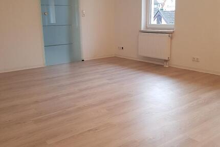 Wohnung Spangenberg - 3 Zimmer, 92 m&sup2;, 650&euro; | Angebot:25123910