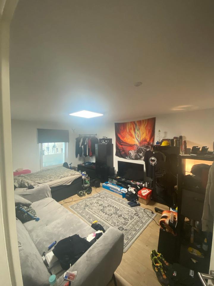 27qm Zimmer in ruhiger zentraler Lage Kalk zimmer