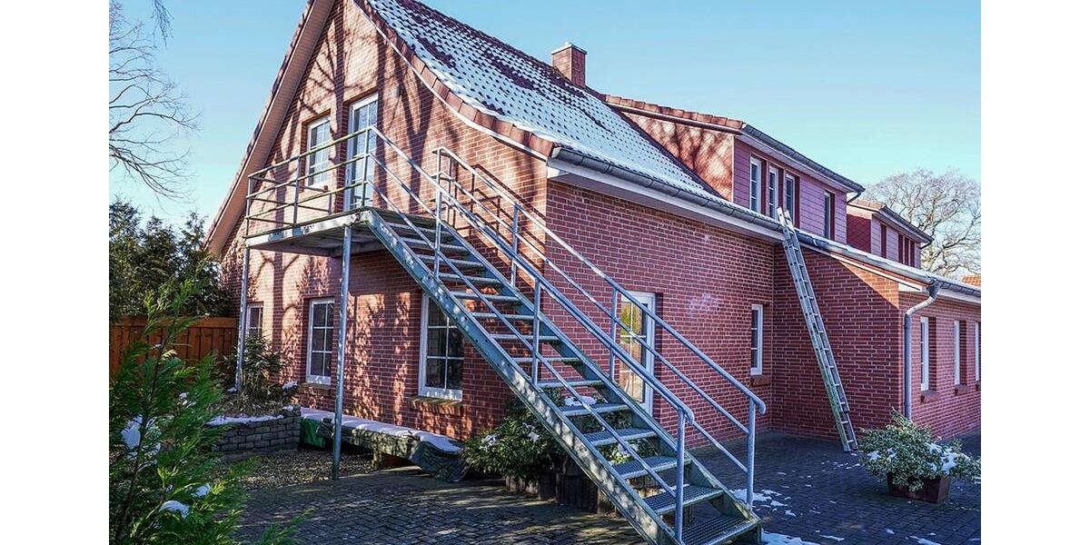 Dachgeschoßwohnung Upgant-Schott Schott - 1 Zimmer, 92 m&sup2;, 790&euro; | Angebot:24832670