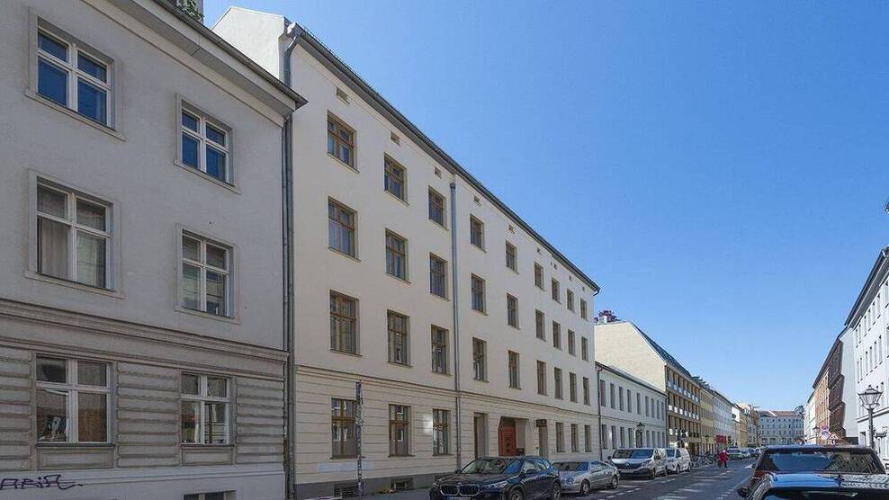 Office Space in Semi-Basement - Central Berlin! - All-in-Miete