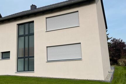 Haus Sankt Ingbert - 4 Zimmer, 145 m&sup2;, 2.000&euro; | Angebot:26253264