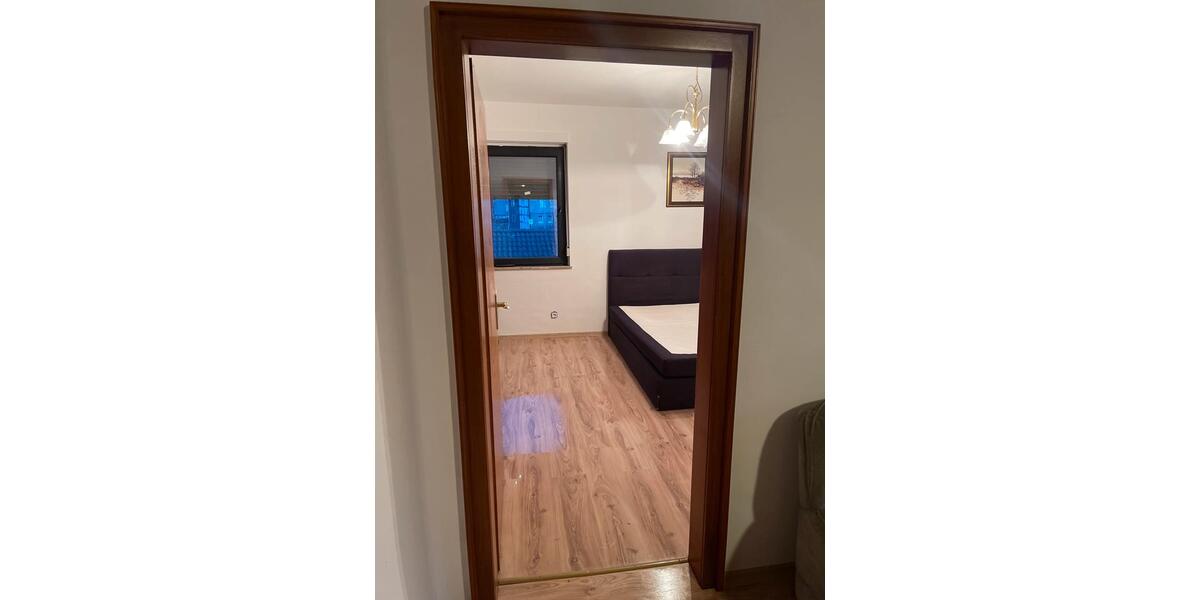 Einfamilienhaus Siegen Eiserfeld - 2 Zimmer, 85 m&sup2;, 1.100&euro; | Angebot:25268700