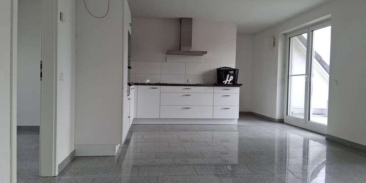 Etagenwohnung Willstätt - 5 Zimmer, 110 m&sup2;, 1.700&euro; | Angebot:25273955