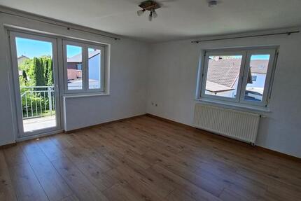 Wohnung Ampfing - 2 Zimmer, 57 m&sup2;, 570&euro; | Angebot:26699666