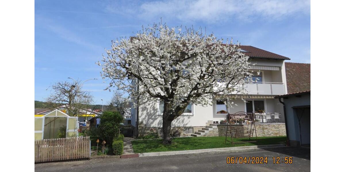 Etagenwohnung Pfreimd - 5 Zimmer, 100 m&sup2;, 750&euro; | Angebot:25866710