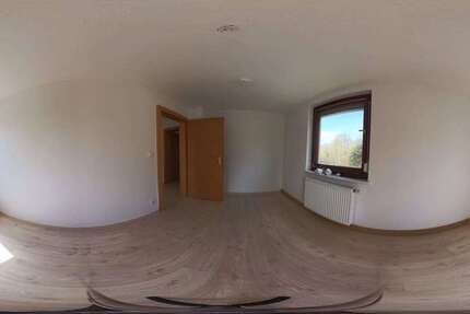 Wohnung Neustadt bei Coburg - 2 Zimmer, 48 m&sup2;, 288&euro; | Angebot:26279621