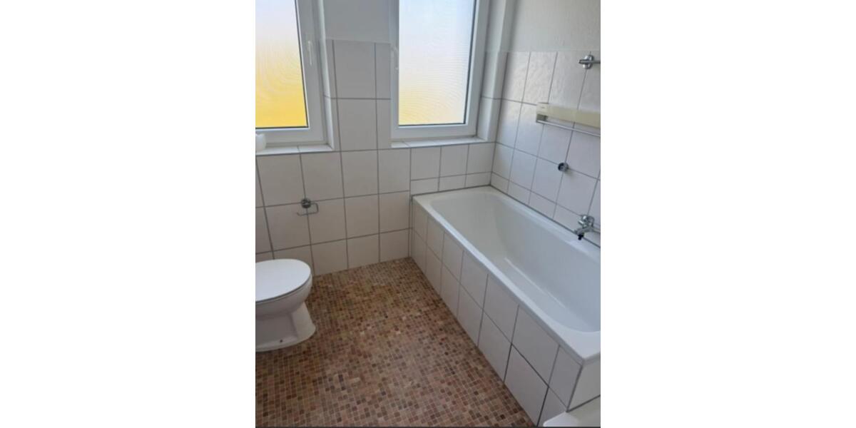 Dachgeschoßwohnung Vellmar - 3 Zimmer, 92 m&sup2;, 750&euro; | Angebot:24568923