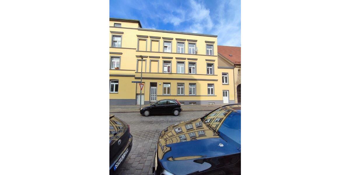 Erdgeschoßwohnung Schwerin - 1.5 Zimmer, 34 m&sup2;, 300&euro; | Angebot:25234047