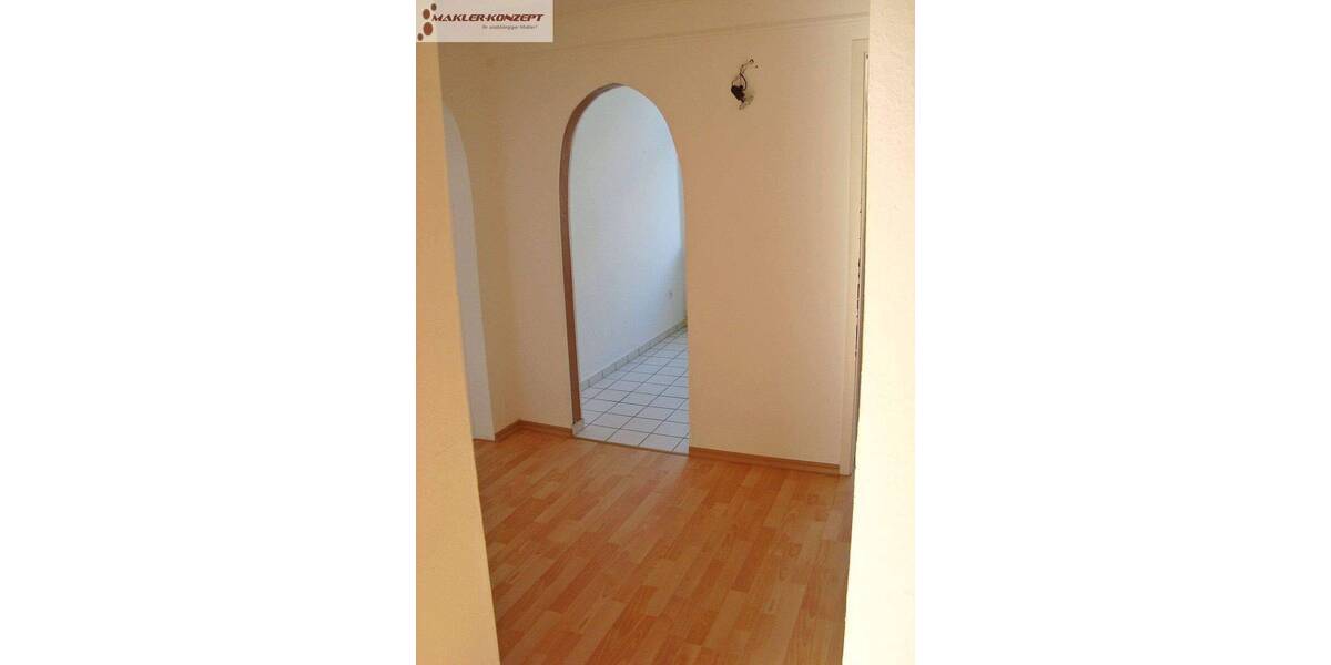 Etagenwohnung Hof Innenstadt - 4 Zimmer, 65 m&sup2;, 370&euro; | Angebot:26787035