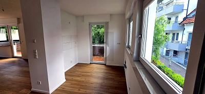 EXKLUSIV: RUHIGE LAGE, HELL, MODERNISIERT MIT AUSBLICK - Etagenwohnung Filderstadt | Angebot:27244919