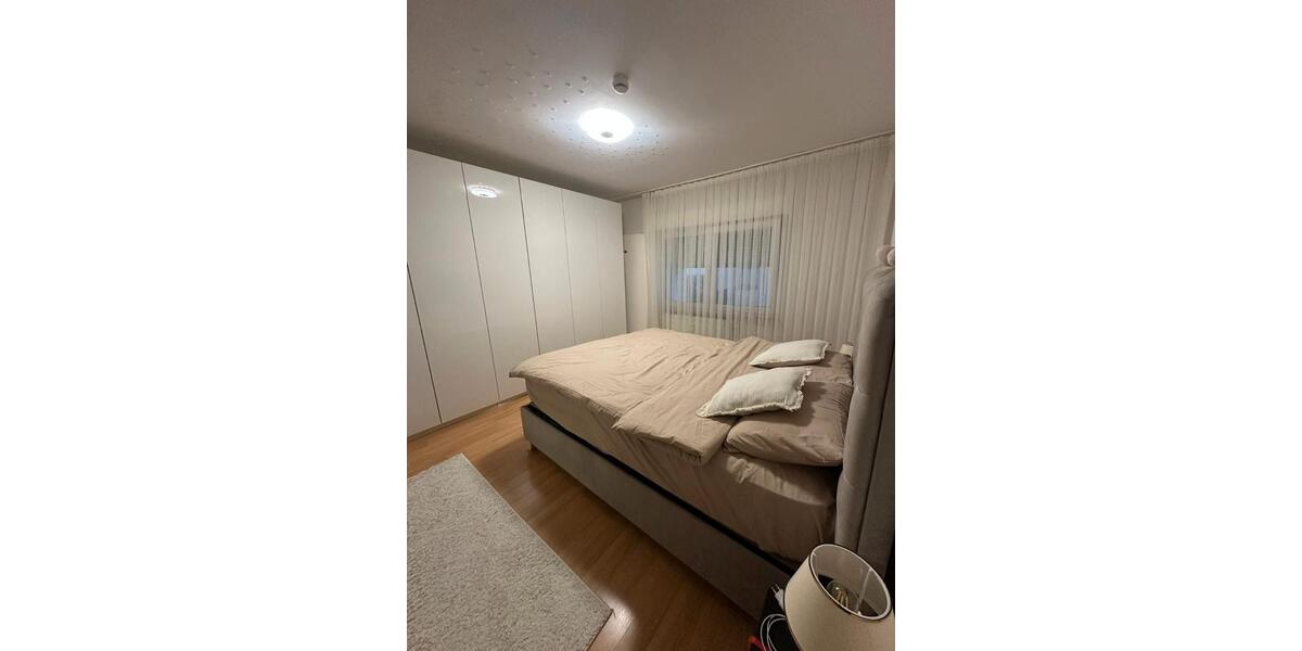 Erdgeschoßwohnung Stuttgart Zuffenhausen - 3 Zimmer, 63 m&sup2;, 1.100&euro; | Angebot:26045357