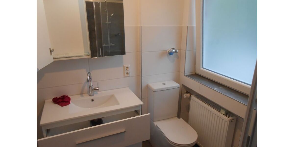 3 Zimmer, Kü, Bad, Gä-WC, Loggia, Sauna zw. Halver - Lüdenscheid 3 zimmer