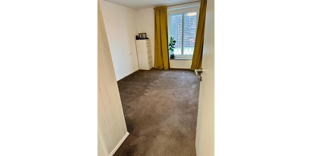 Haus zu vermieten zwei Wohnungen in DHH 6 zimmer