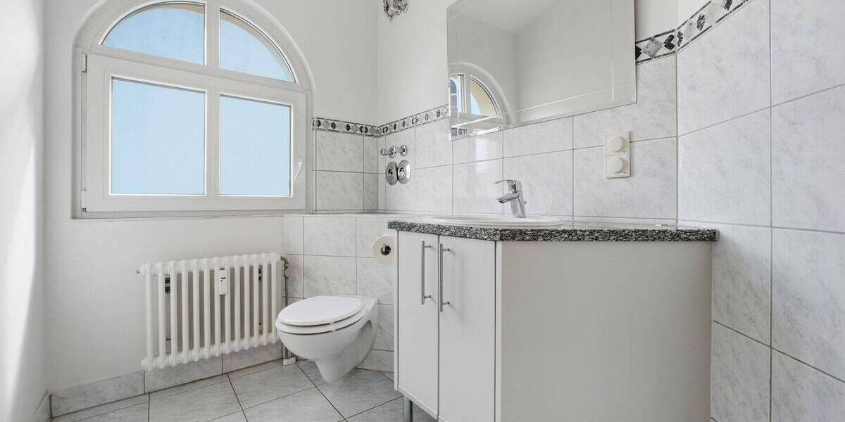 Etagenwohnung Berlin Spandau - 2 Zimmer, 116 m&sup2;, 1.150&euro; | Angebot:26094457