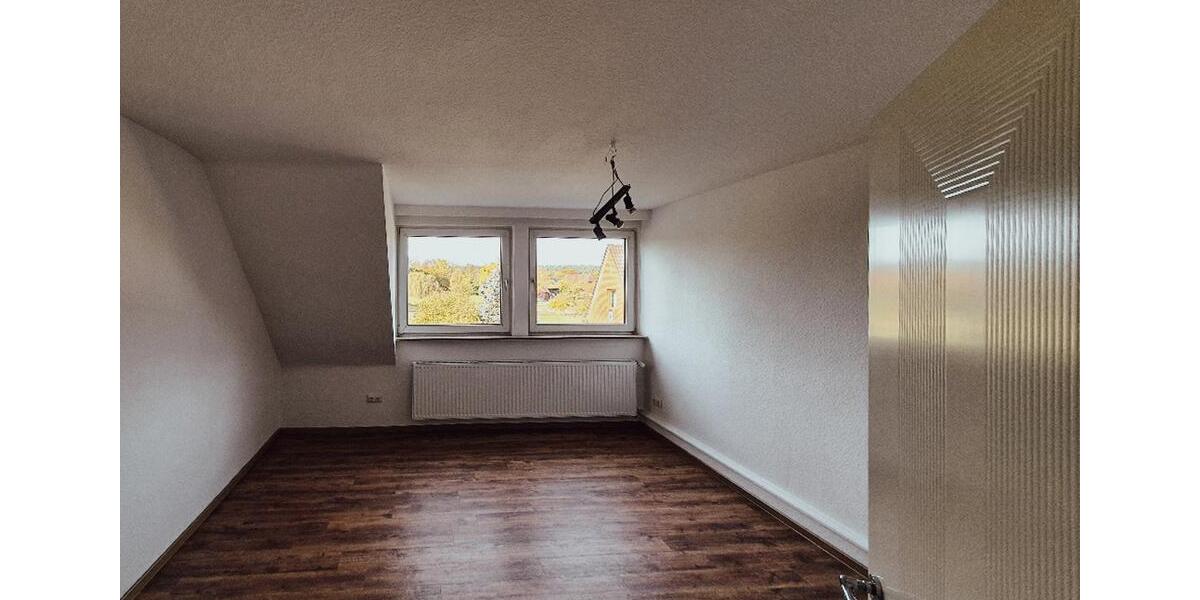 Etagenwohnung Steyerberg - 4 Zimmer, 105 m&sup2;, 650&euro; | Angebot:24585177