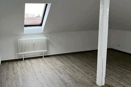 Wohnung Braunschweig Lehndorf-Watenbüttel - 3 Zimmer, 100 m&sup2;, 800&euro; | Angebot:25631777