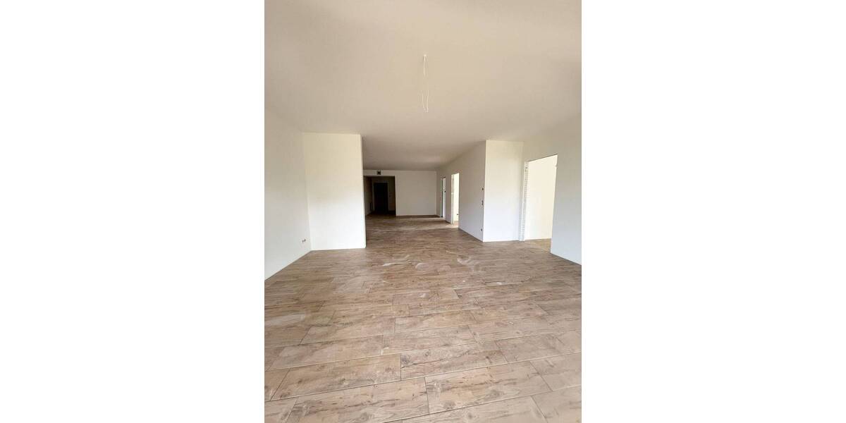 Etagenwohnung Bad Doberan - 3 Zimmer, 96 m&sup2;, 1.500&euro; | Angebot:26155496