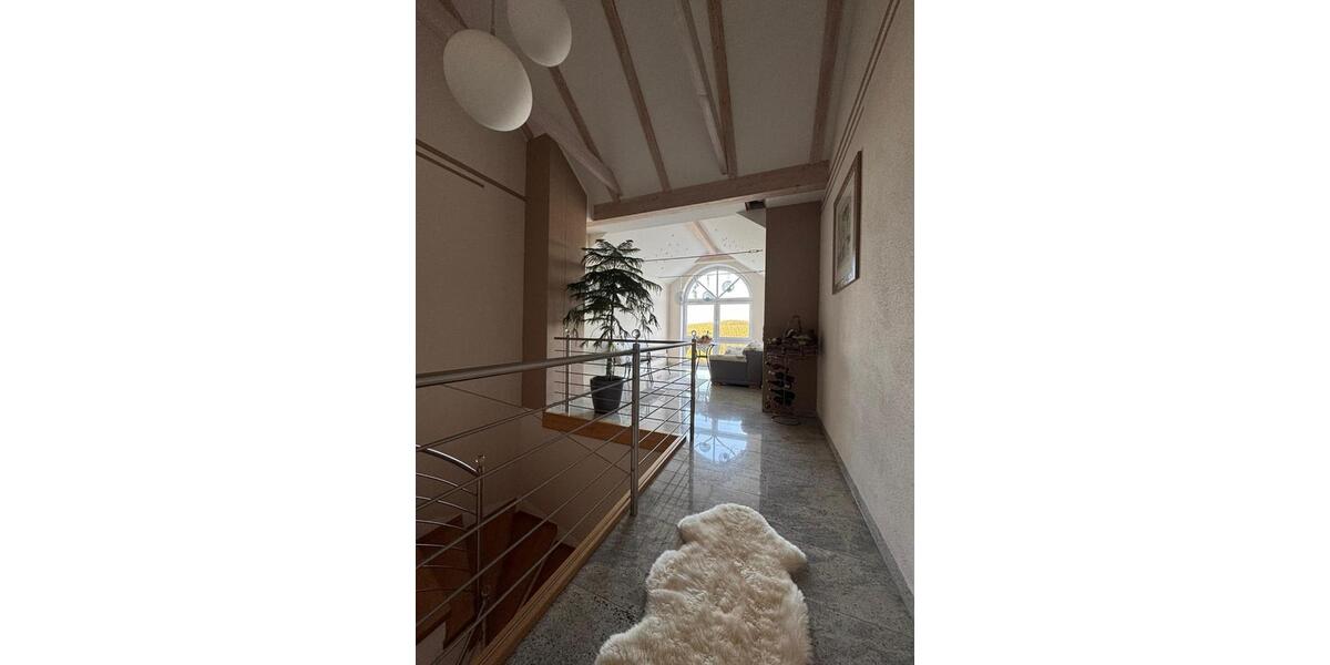 Etagenwohnung Amberg - 5 Zimmer, 1.850&euro; | Angebot:23432337