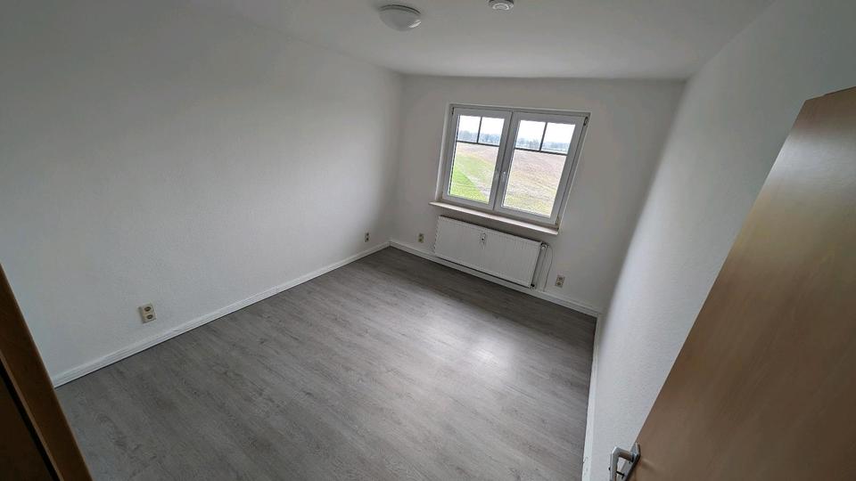 Helle 3 Zimmerwohnung mit Einbaukuche in Jembke 750€ Warm 3 zimmer