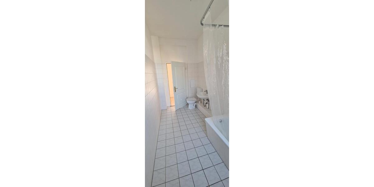 Etagenwohnung Fürstenwalde (Spree) - 3 Zimmer, 100 m&sup2;, 1.000&euro; | Angebot:26645245