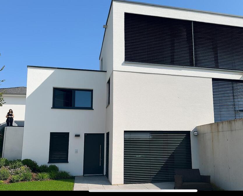 Neubau: 2-Zi.-Whg. Möbeliert mit Glasfaser & WLAN – möbliert, ruhig, ideal für Pendler (LidlAudi)