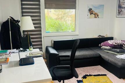 Möbliertes Zimmer 20qm mit Balkon in schöner 2-Zimmer-Wohnung 2 zimmer