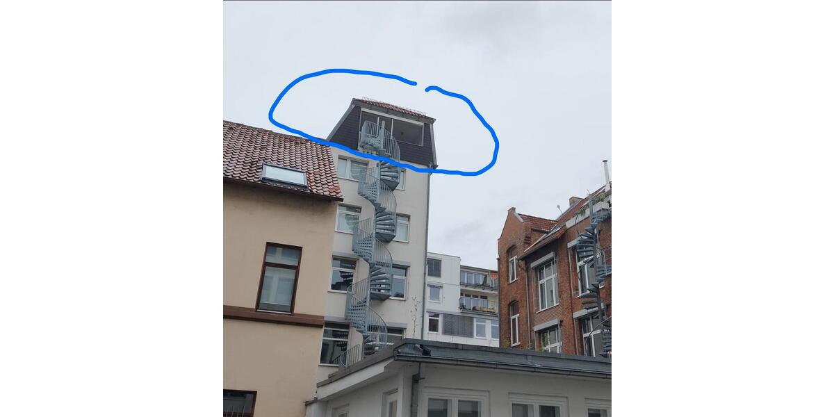 Dachgeschoßwohnung Hannover - 2 Zimmer, 71 m&sup2;, 1.200&euro; | Angebot:25256934