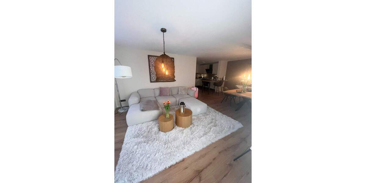 Etagenwohnung Hackenheim - 3 Zimmer, 84 m&sup2;, 1.000&euro; | Angebot:25741717