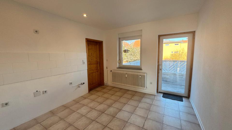 Etagenwohnung Ahnatal - 3 Zimmer, 74 m&sup2;, 675&euro; | Angebot:26586428