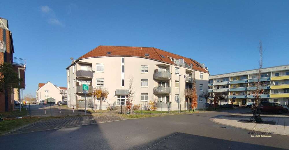 Wohnung zum Mieten in Bitterfeld 400 € 60.09 m²