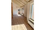Dachgeschoßwohnung Neustadt bei Coburg - 4 Zimmer, 135 m&sup2;, 895&euro; | Angebot:26705080