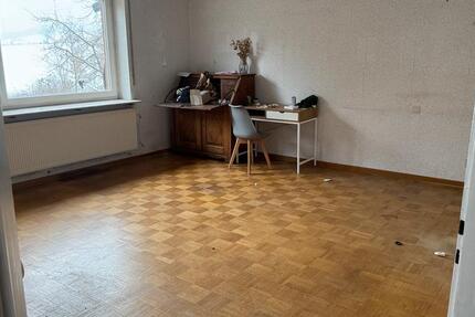 Wohnung Göttingen Oststadt - 4 Zimmer, 120 m&sup2;, 350&euro; | Angebot:25048481