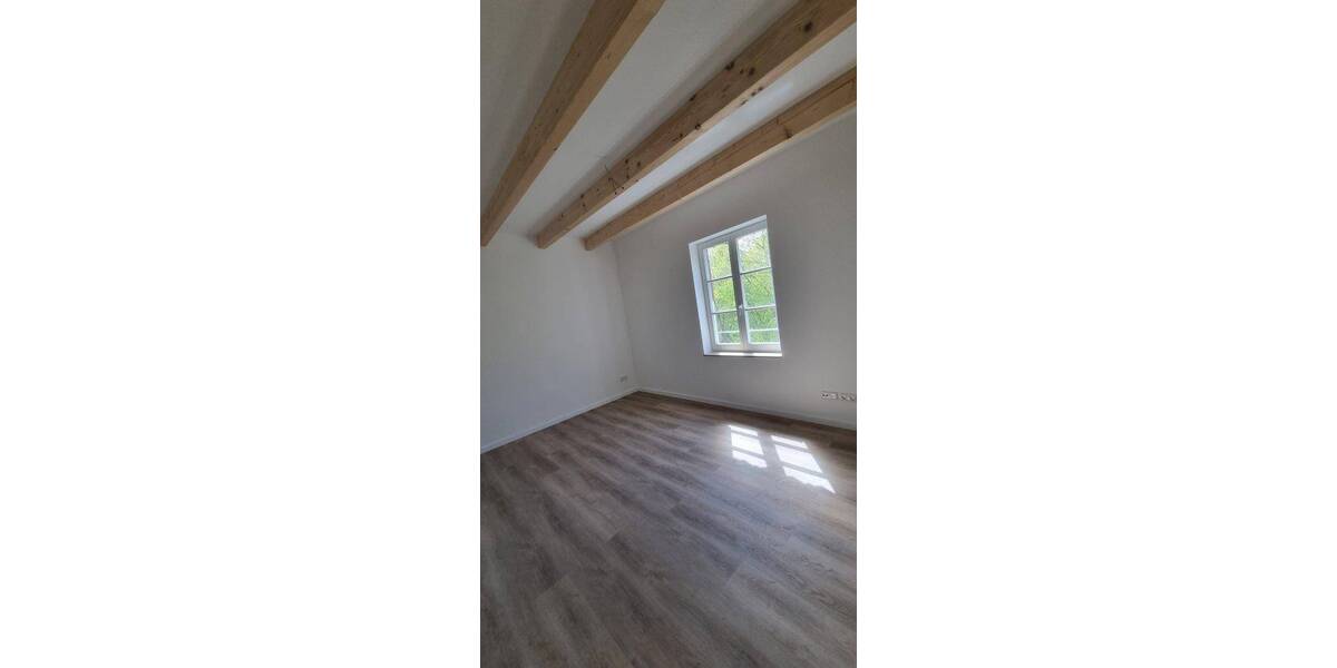 Etagenwohnung Radeberg Liegau-Augustusbad - 5 Zimmer, 118 m&sup2;, 1.245&euro; | Angebot:26489520