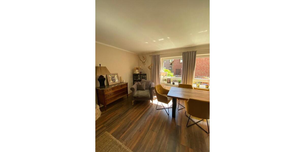 Erdgeschoßwohnung Rellingen - 3 Zimmer, 90 m&sup2;, 1.332&euro; | Angebot:24837513