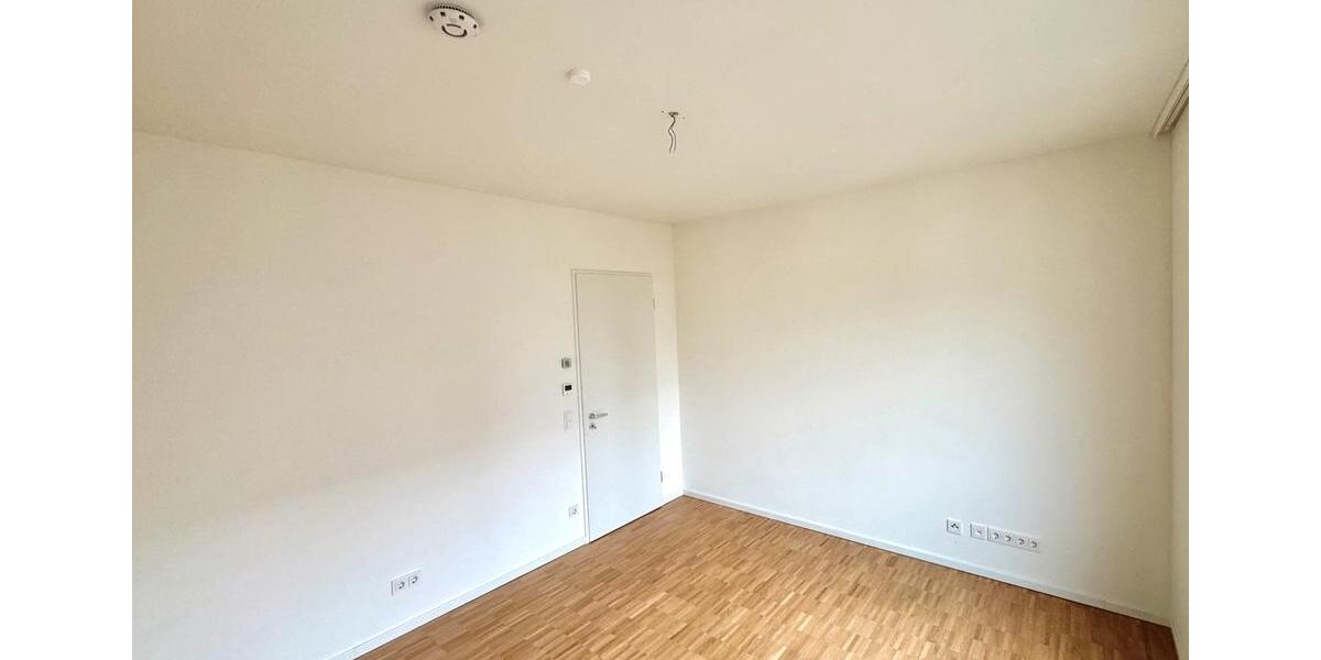 Etagenwohnung Berlin Mitte - 3 Zimmer, 87 m&sup2;, 2.526&euro; | Angebot:26602576