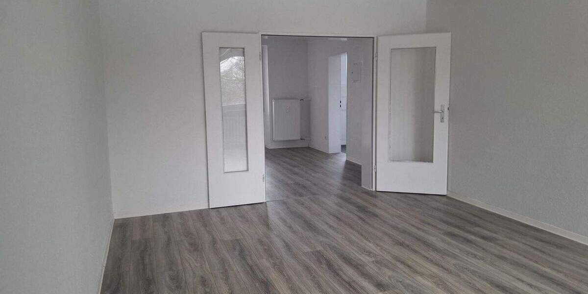 Etagenwohnung Bremerhaven Lehe - 2 Zimmer, 68 m&sup2;, 460&euro; | Angebot:24807054