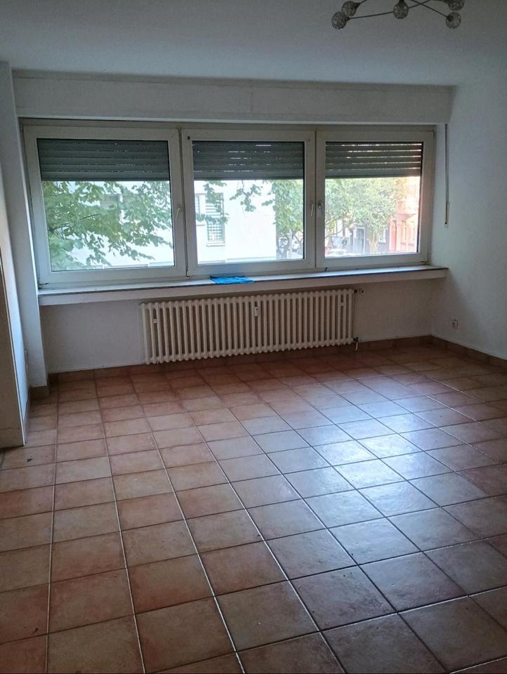 AB SOFORT !!! Gemütliches Zimmer nach Renovierung zimmer