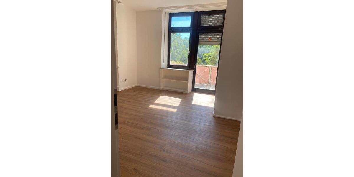 Erdgeschoßwohnung Göllheim - 2 Zimmer, 60 m&sup2;, 850&euro; | Angebot:24523256