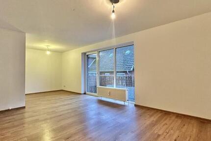 Klarer Streck: Helle 3 Zimmer Wohnung mit Balkon 3 zimmer