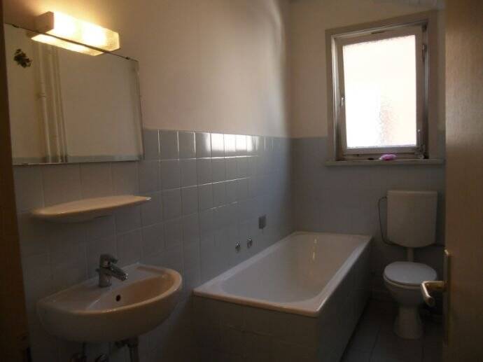 Gewerbeobjekt Baiersbronn - 3 Zimmer, 450&euro; | Angebot:25700155