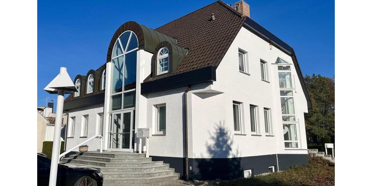 Maisonettenwohnung Bad Liebenwerda - 6 Zimmer, 203 m&sup2;, 2.030&euro; | Angebot:24803157